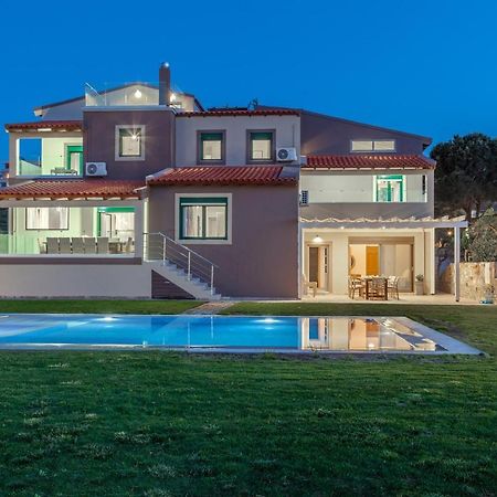 Villa Ourania Agia Pelagia  Luaran gambar