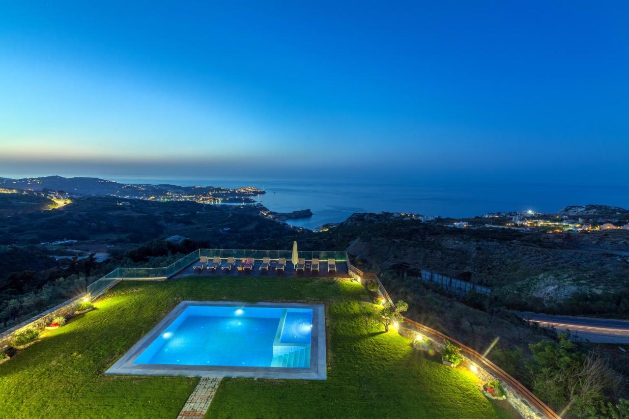 Villa Ourania Agia Pelagia  Luaran gambar