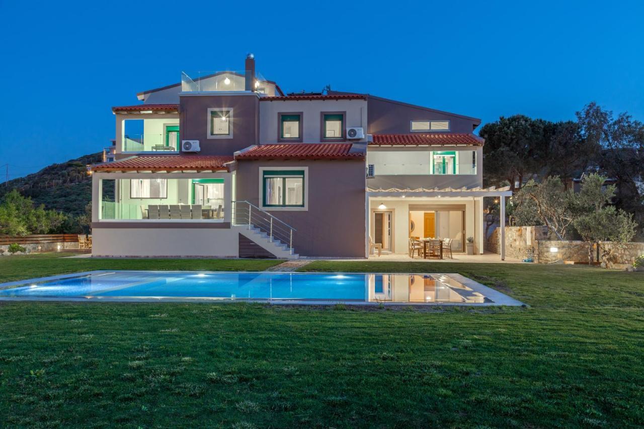 Villa Ourania Agia Pelagia  Luaran gambar